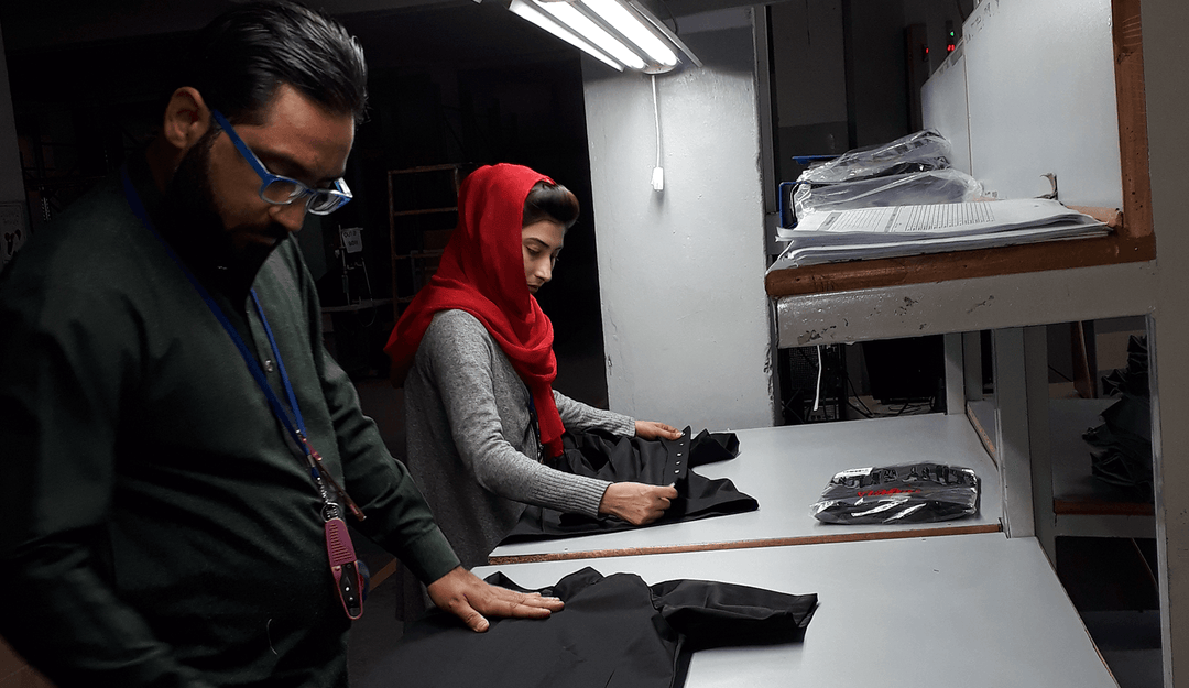 Hållbar klädproduktion i Pakistan. - Segers Fabriker
